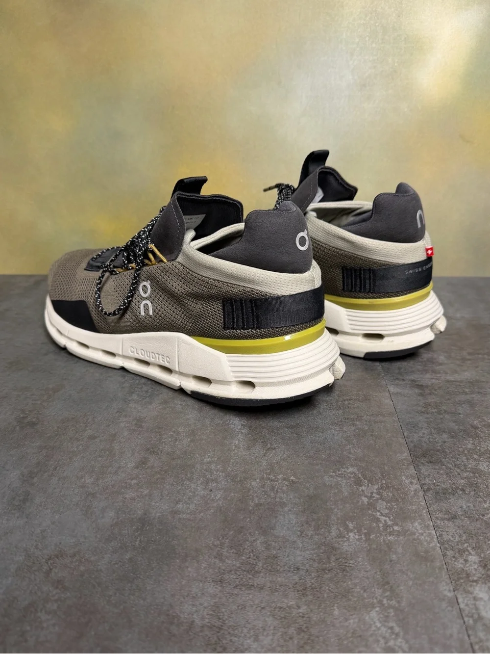 On Cloudnova Men’s Running Shoes Olive Green 26.98492 Size 10.5
